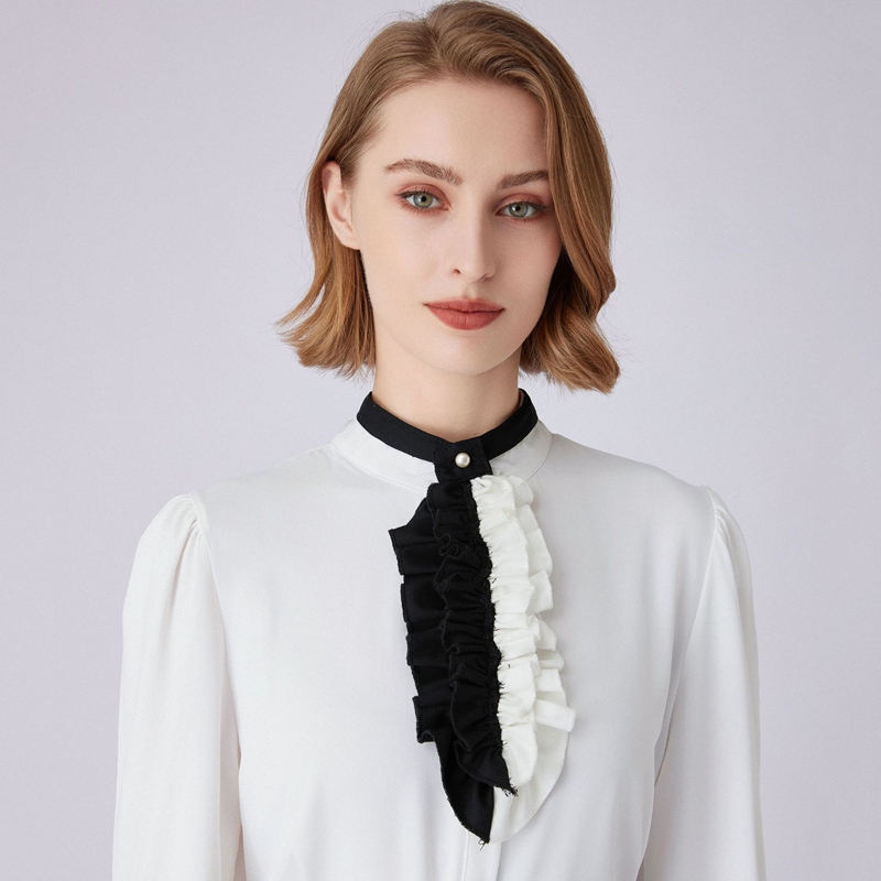 Collier à volants noir et blan - Shirts avis et prix